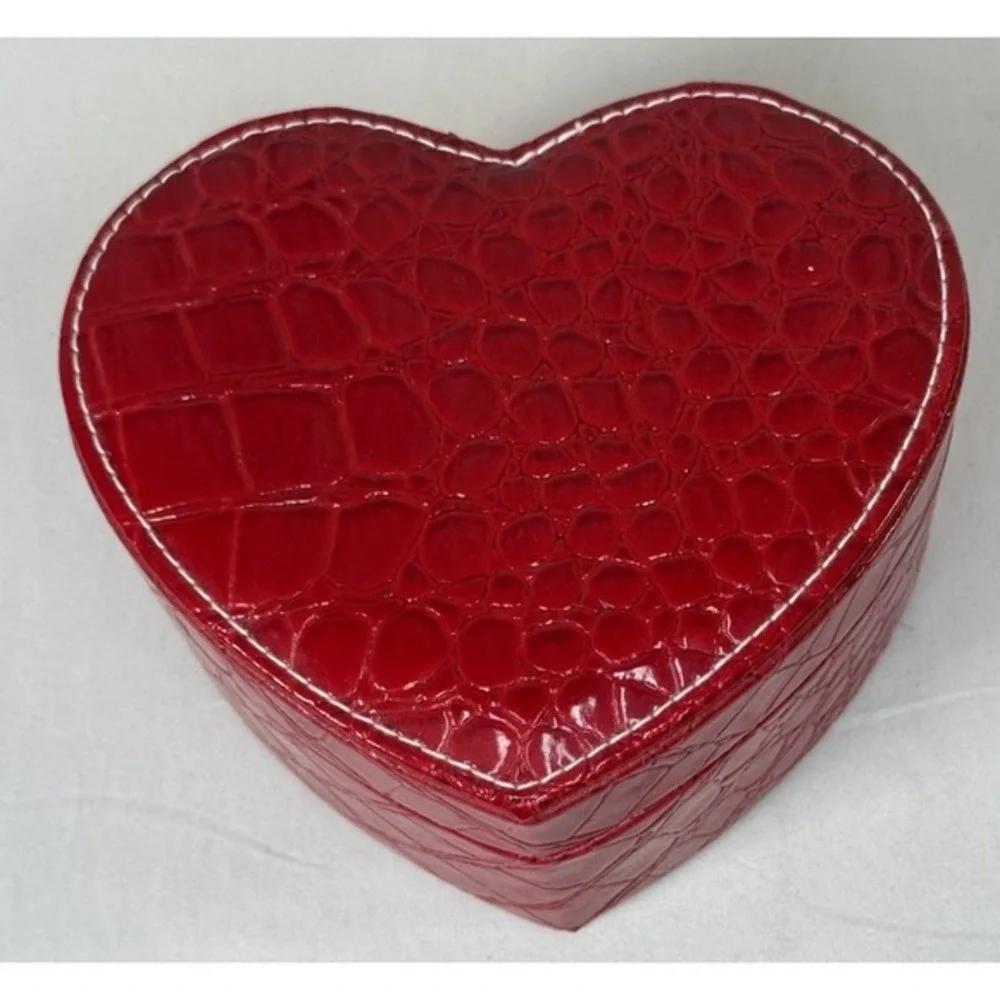 Red Faux Croc Heart Jewelry Box Travel Case Mirror Removable Tray Divided‎ 86-00
